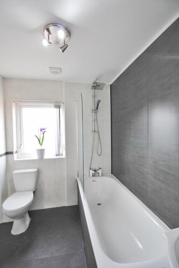 Anjore House - Modern Serviced Apartment In Belfast Esterno foto