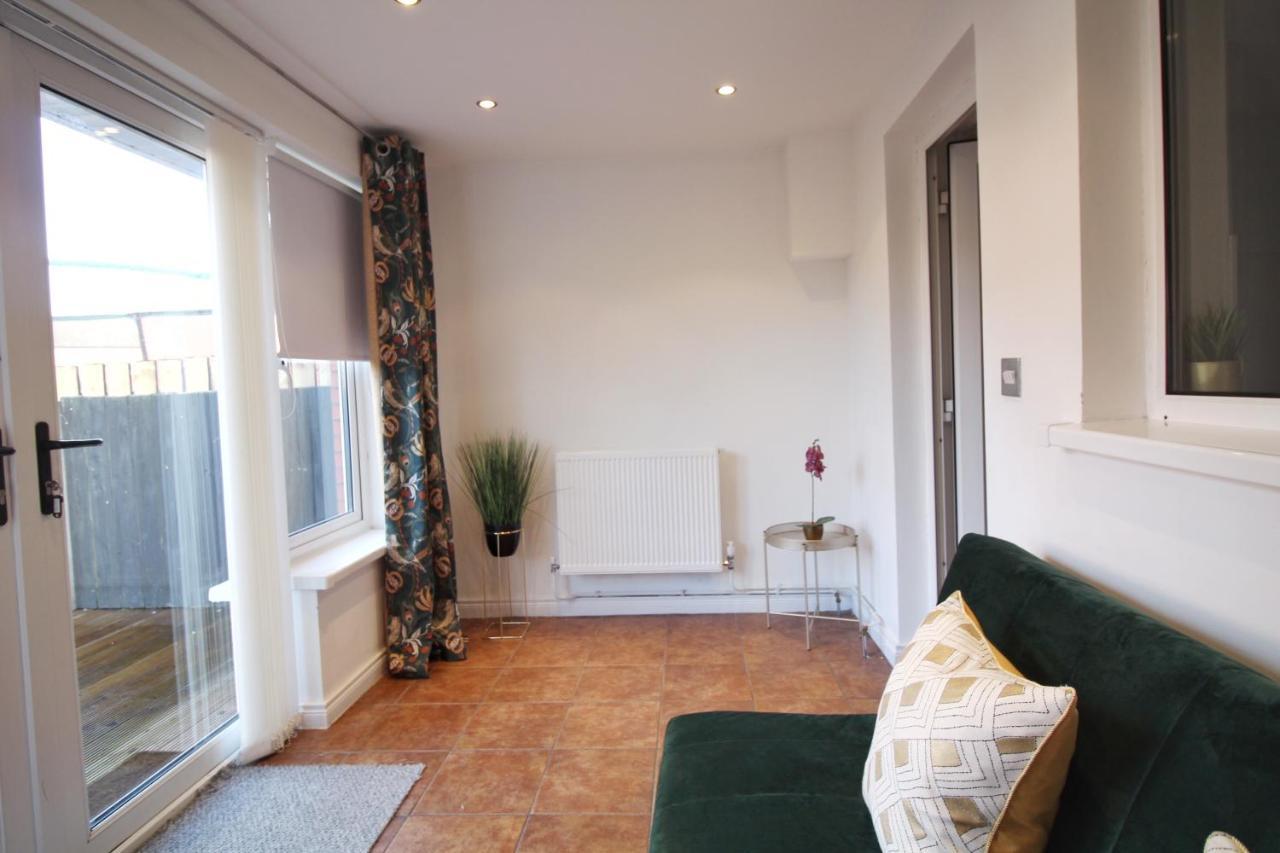 Anjore House - Modern Serviced Apartment In Belfast Esterno foto